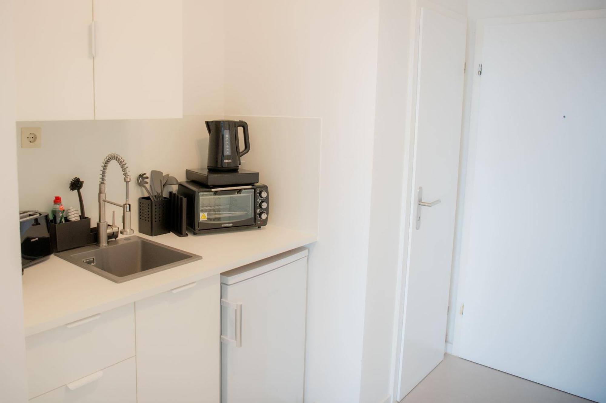 Apartments Strauss Near Bs-Hauptbahnhof Braunschweig Eksteriør billede